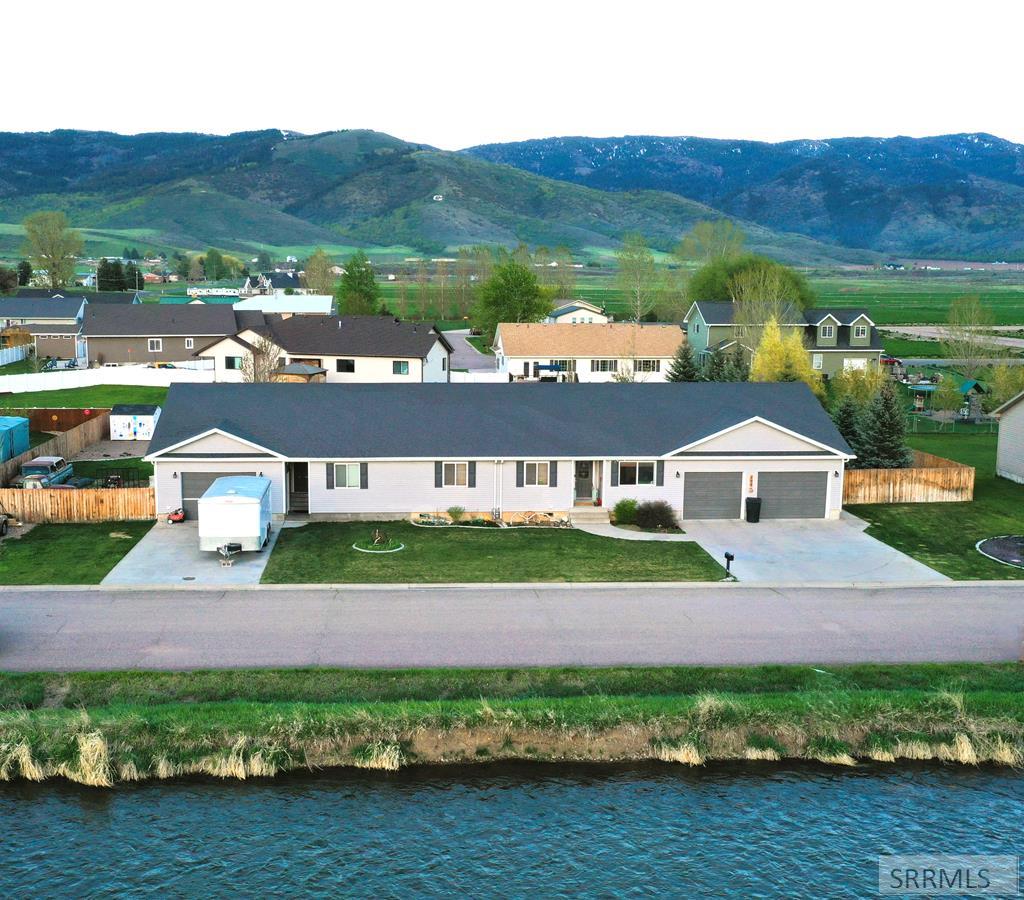 105 S 8th E, GRACE, Idaho image 1