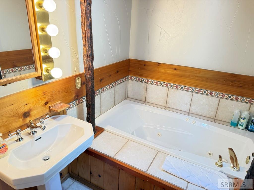 4080 Red Rock Road, ISLAND PARK, Idaho image 23