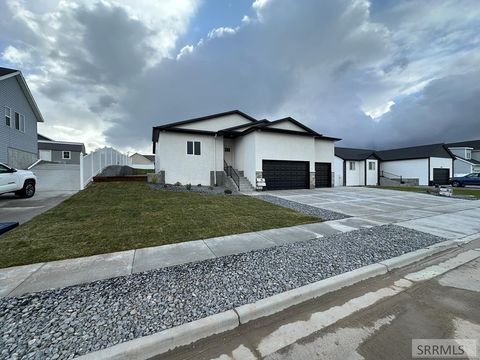 Photo of 2089 Magellan Loop, POCATELLO, ID 83204 (MLS # 2181803)