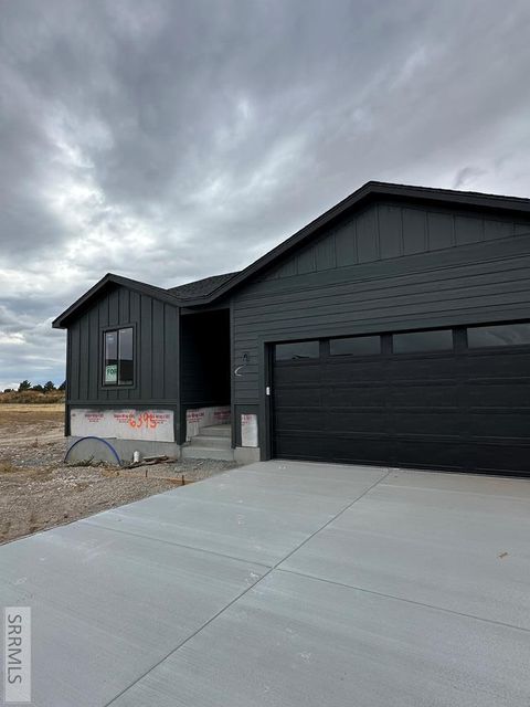 Photo of 6395 Ender Ln, IDAHO FALLS, ID 83401 (MLS # 2178586)