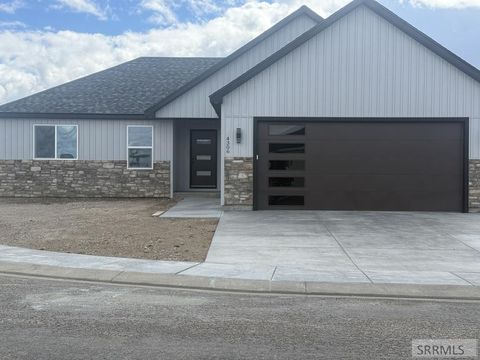 Photo of 4306 E Arizona Drive, POCATELLO, ID 83201 (MLS # 2181797)