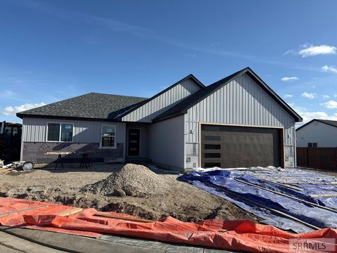 Photo of 4306 E Arizona Drive, POCATELLO, ID 83201 (MLS # 2181797)