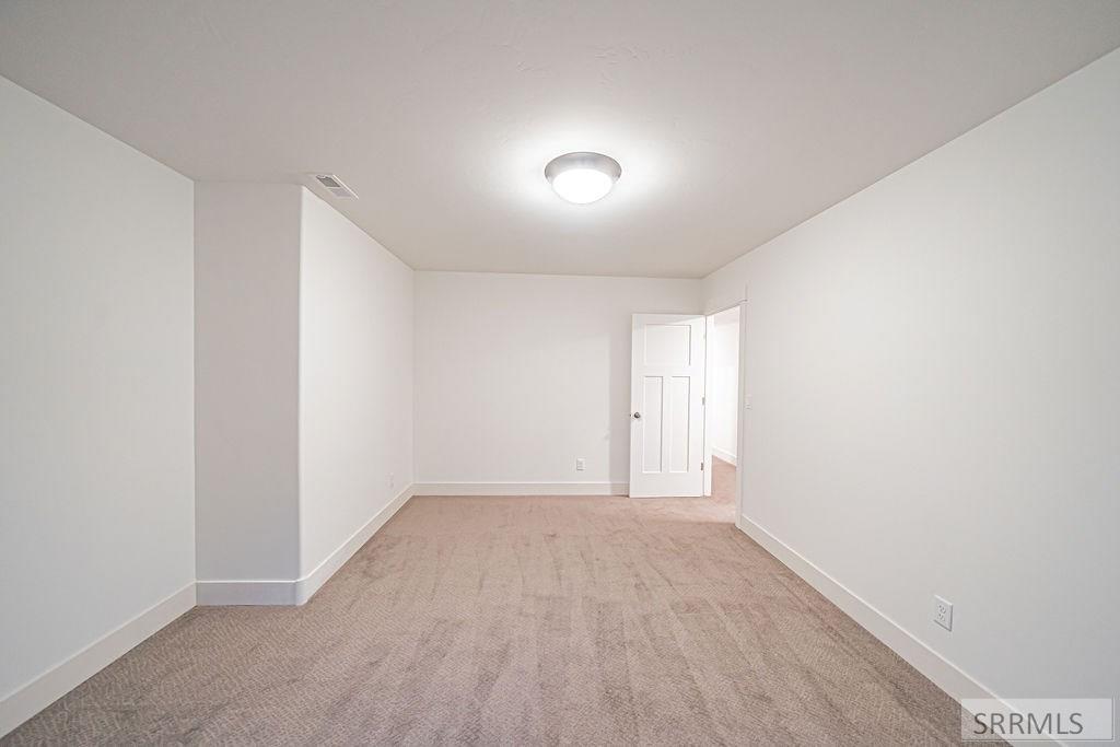 5025 E Ball Circle, IONA, Idaho image 50