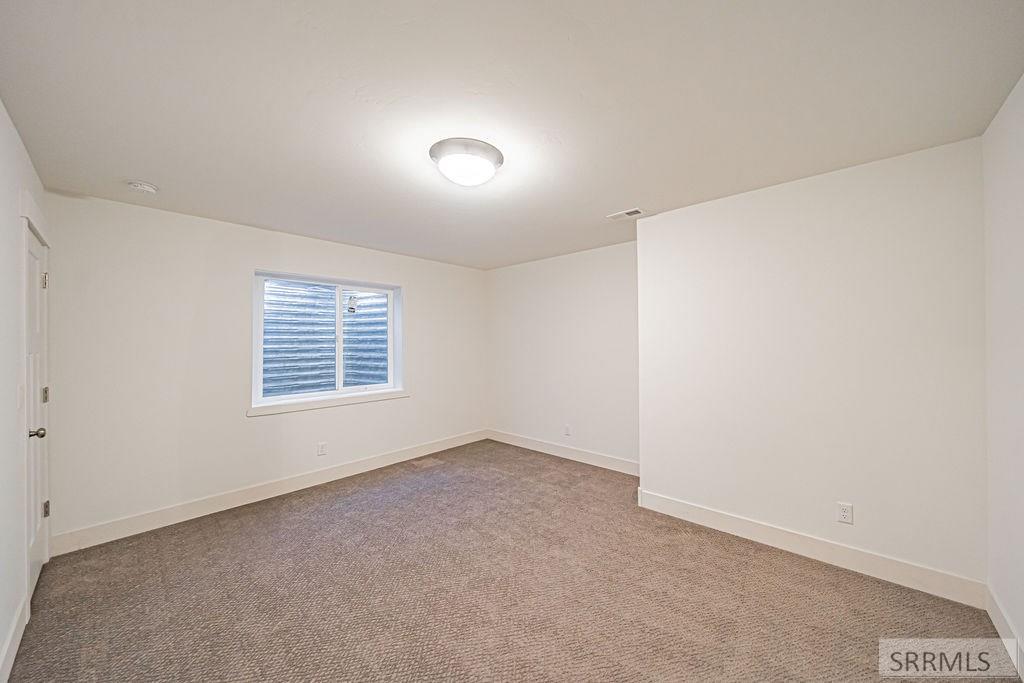 5025 E Ball Circle, IONA, Idaho image 49