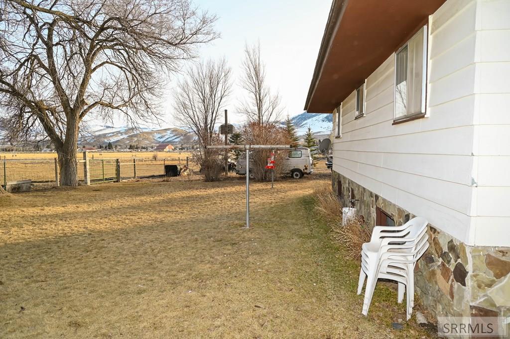 4527 Bar Road, MACKAY, Idaho image 13