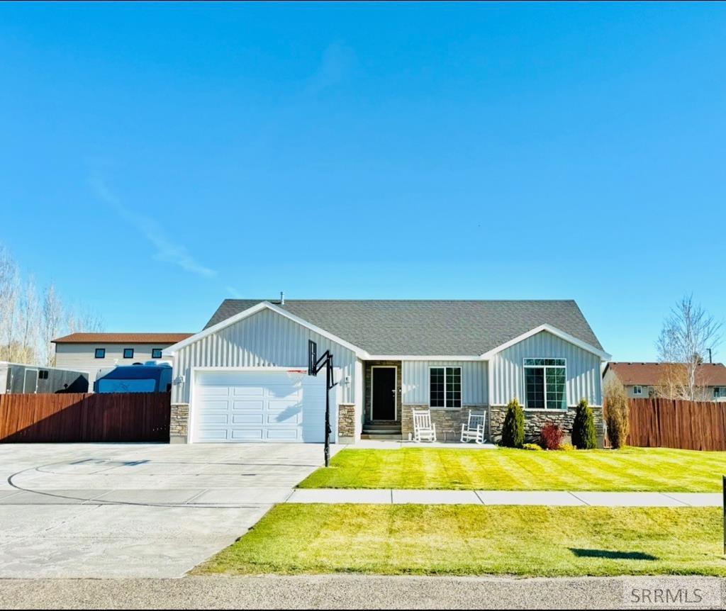 5405 E Buchanan Avenue, IONA, Idaho image 1