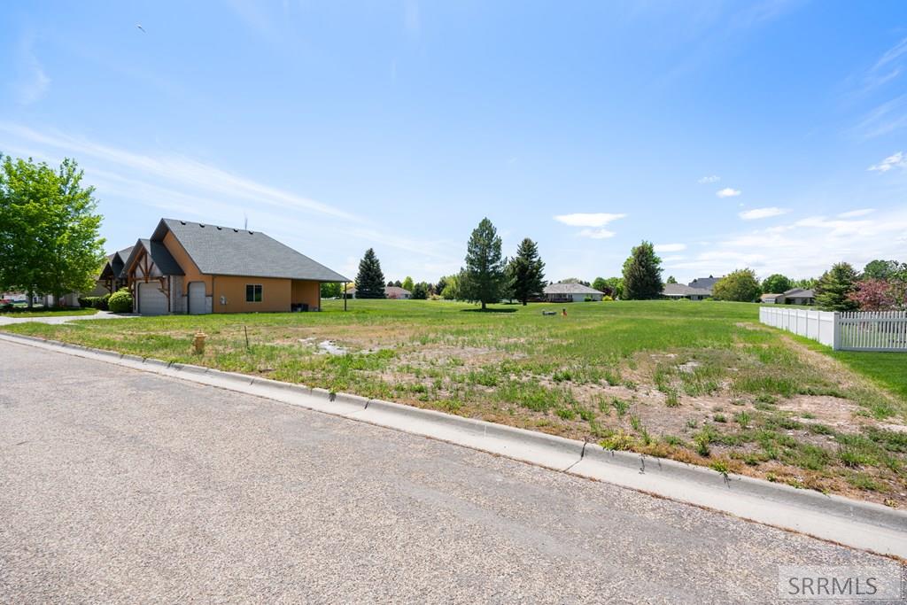 5057 Shadow Creek Drive, IDAHO FALLS, Idaho image 2
