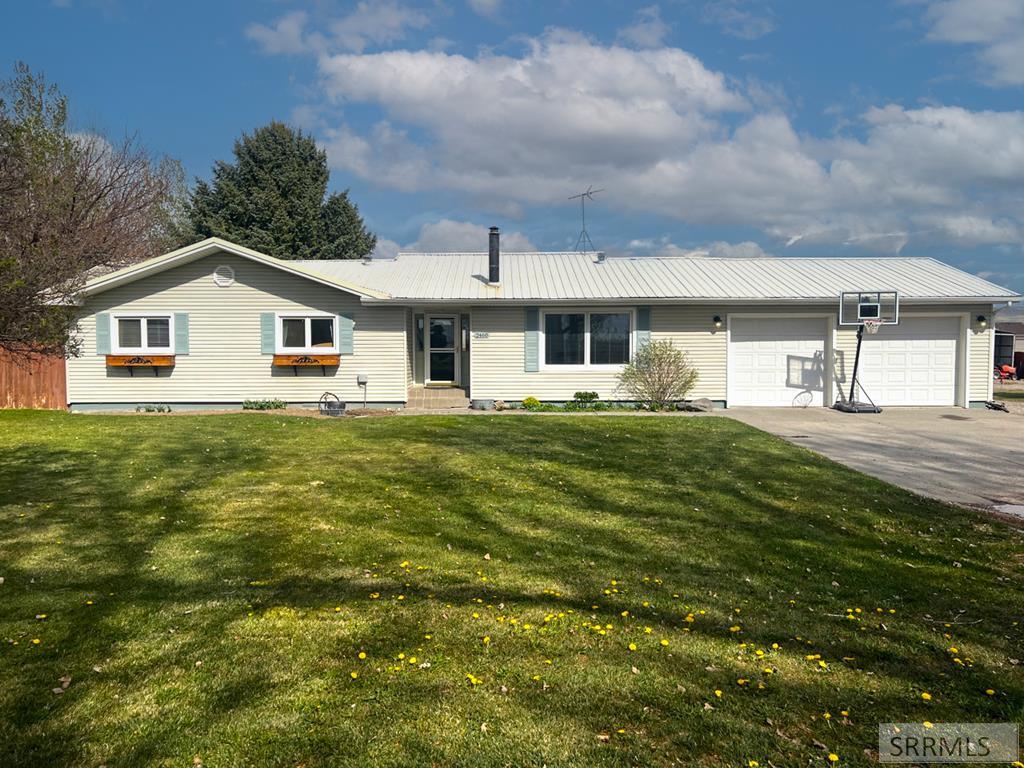 2460 N 50th E, IDAHO FALLS, Idaho image 1