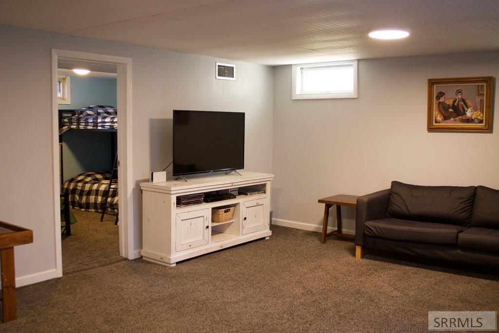294 E Elm Street, SHELLEY, Idaho image 32