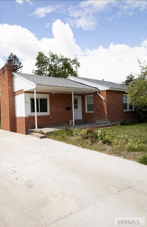Photo of 108 Horrocks Drive, BLACKFOOT, ID 83221 (MLS # 2185938)