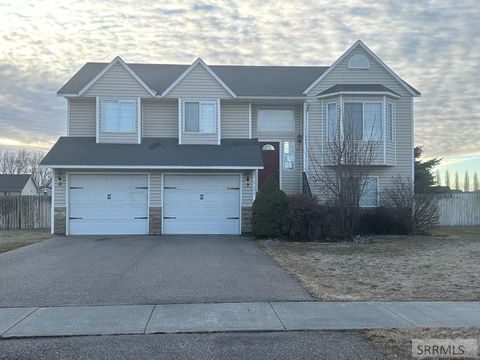 Homes For Sale - 3171 Barnes Way<br/> IONA, ID 83427