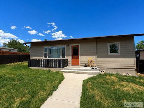 Homes For Sale - 211 Fairmont Street<br/> SALMON, ID 83467