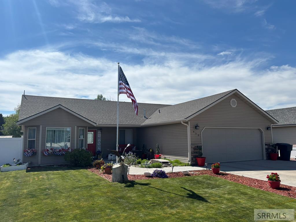 450 Cardinal Drive, SHELLEY, Idaho image 1