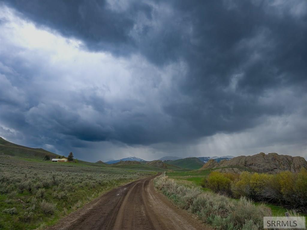 25 Dry Fork Road, MOORE, Idaho image 30