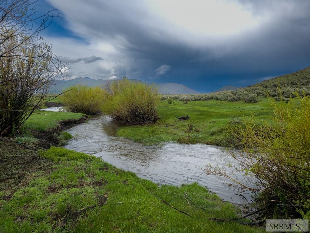 25 Dry Fork Road, MOORE, Idaho image 10