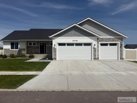 Homes For Sale - 5038 Cassie Drive<br/> CHUBBUCK, ID 83202