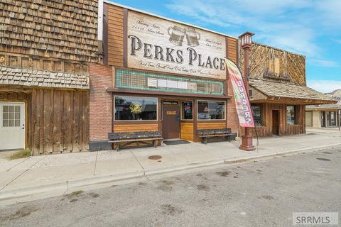 Photo of 214 S Main Street, MACKAY, ID 83251 (MLS # 2179468)