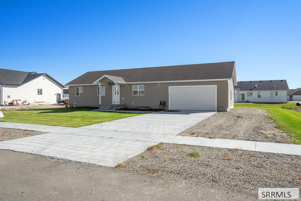 3886 Walnut Way