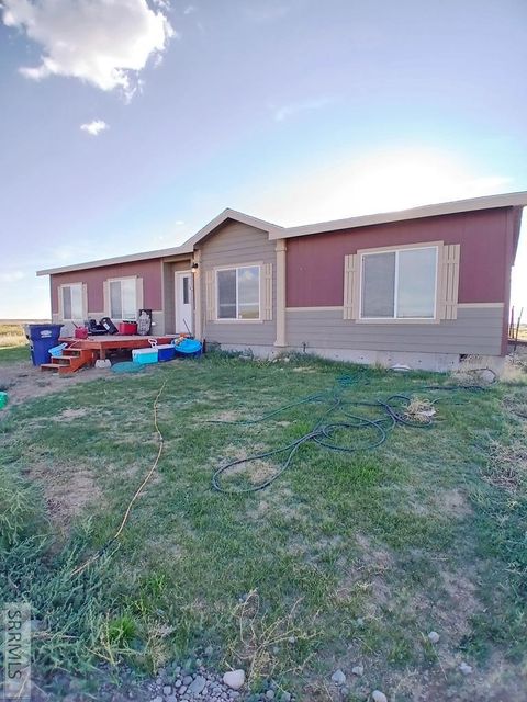 Photo of 551 N 3000 E, ST ANTHONY, ID 83445 (MLS # 2178265)