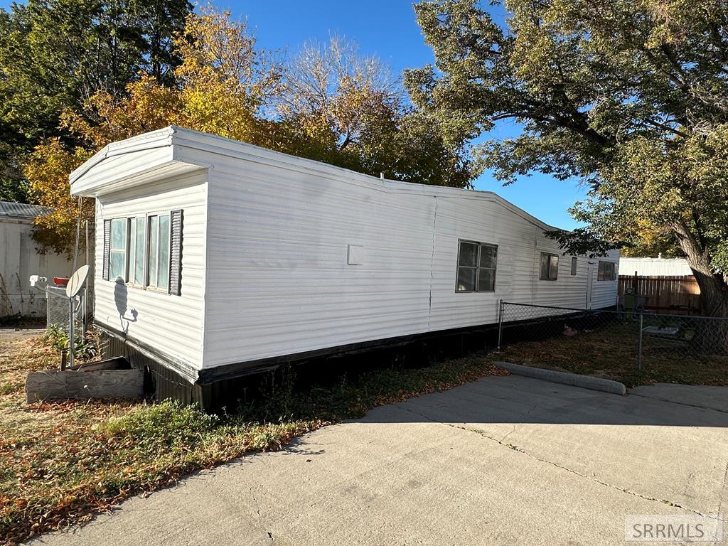 4700 S 5th Avenue #9, POCATELLO, Idaho image 1