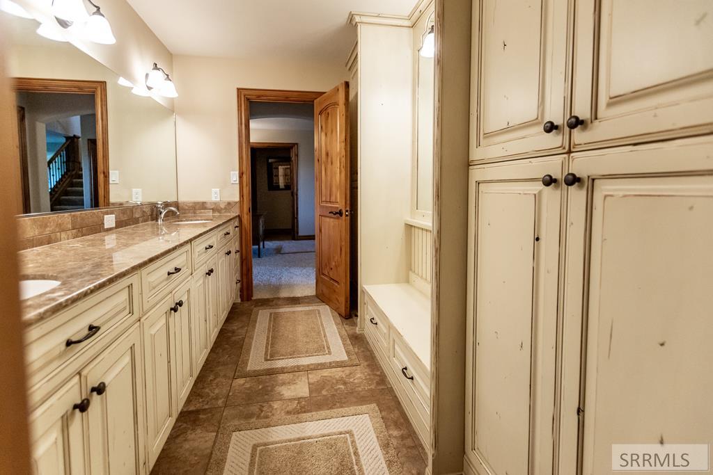 7695 N Riverfront Drive, IDAHO FALLS, Idaho image 48