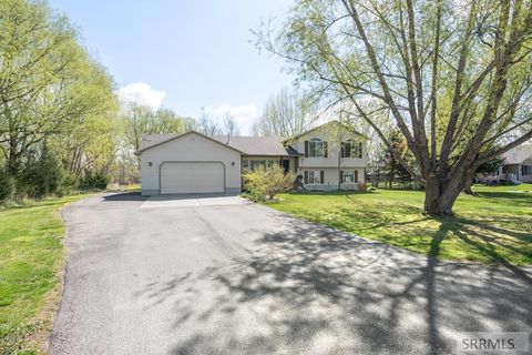Photo of 4412 Cameron Lane, REXBURG, ID 83440 (MLS # 2185954)