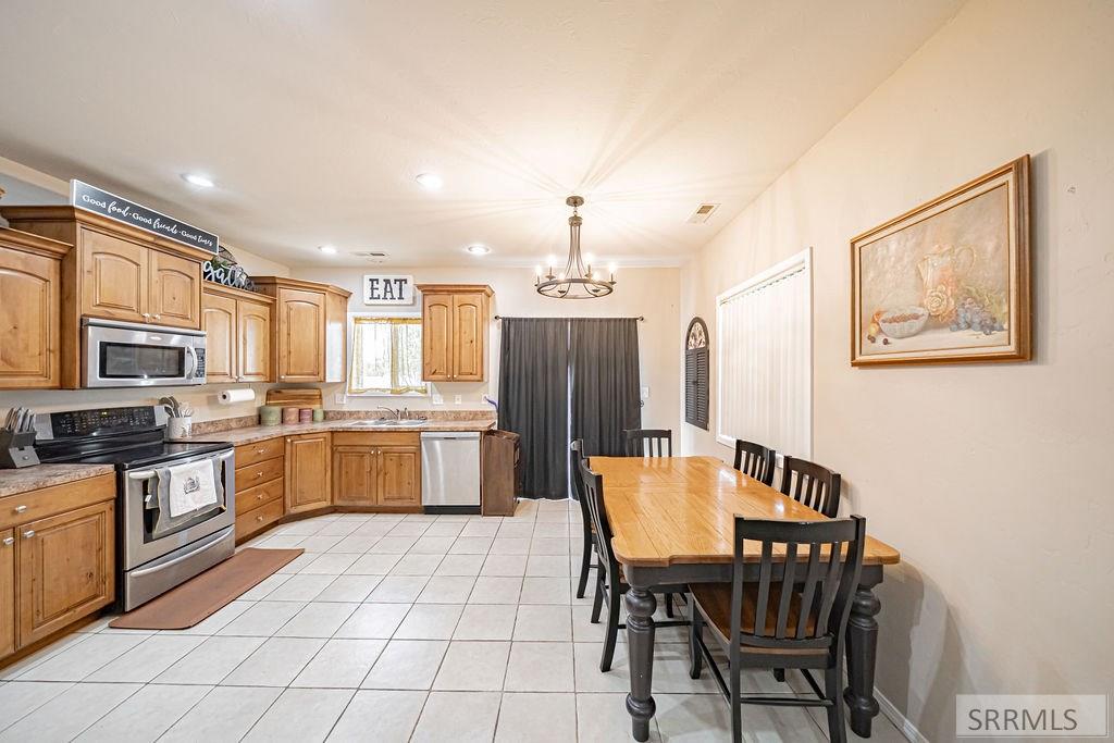 230 N Monte Vista Drive, IDAHO FALLS, Idaho image 5
