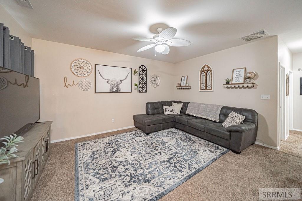 230 N Monte Vista Drive, IDAHO FALLS, Idaho image 3