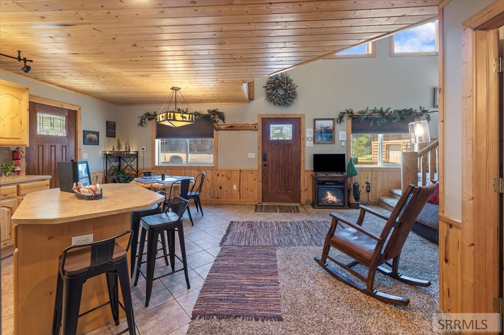 4217 Grandview Road, ISLAND PARK, Idaho image 10