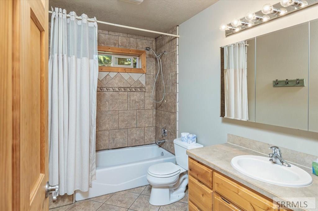 4217 Grandview Road, ISLAND PARK, Idaho image 15