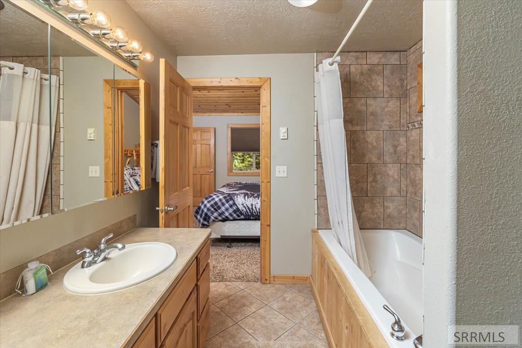 4217 Grandview Road, ISLAND PARK, Idaho image 43