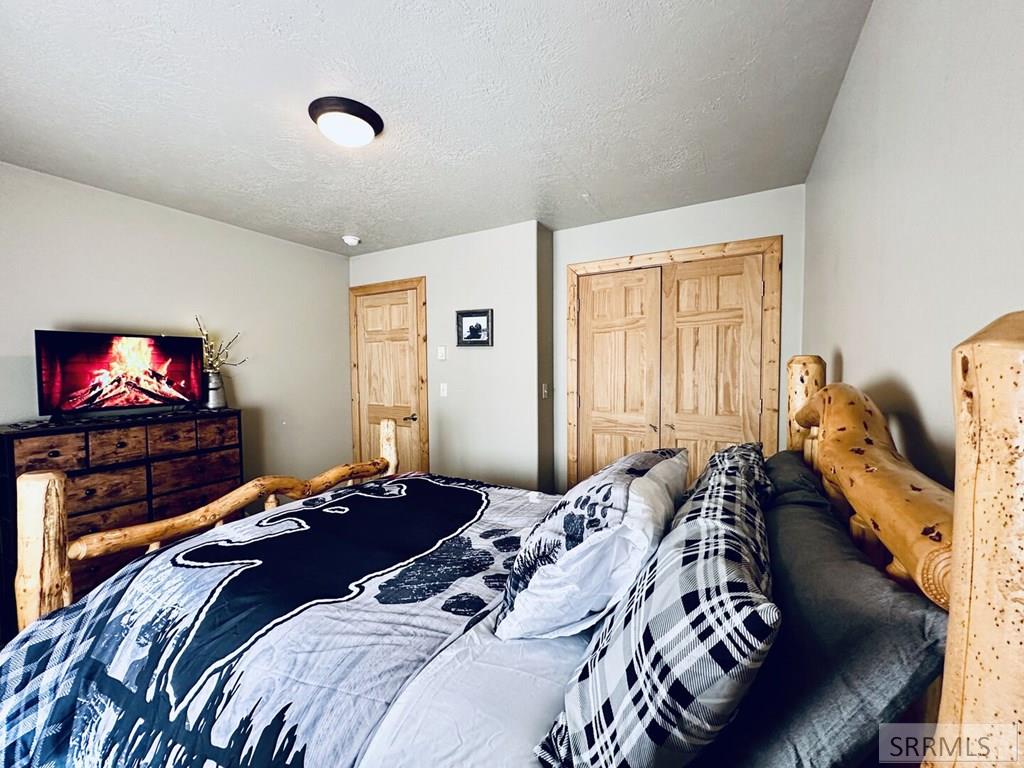 4217 Grandview Road, ISLAND PARK, Idaho image 17