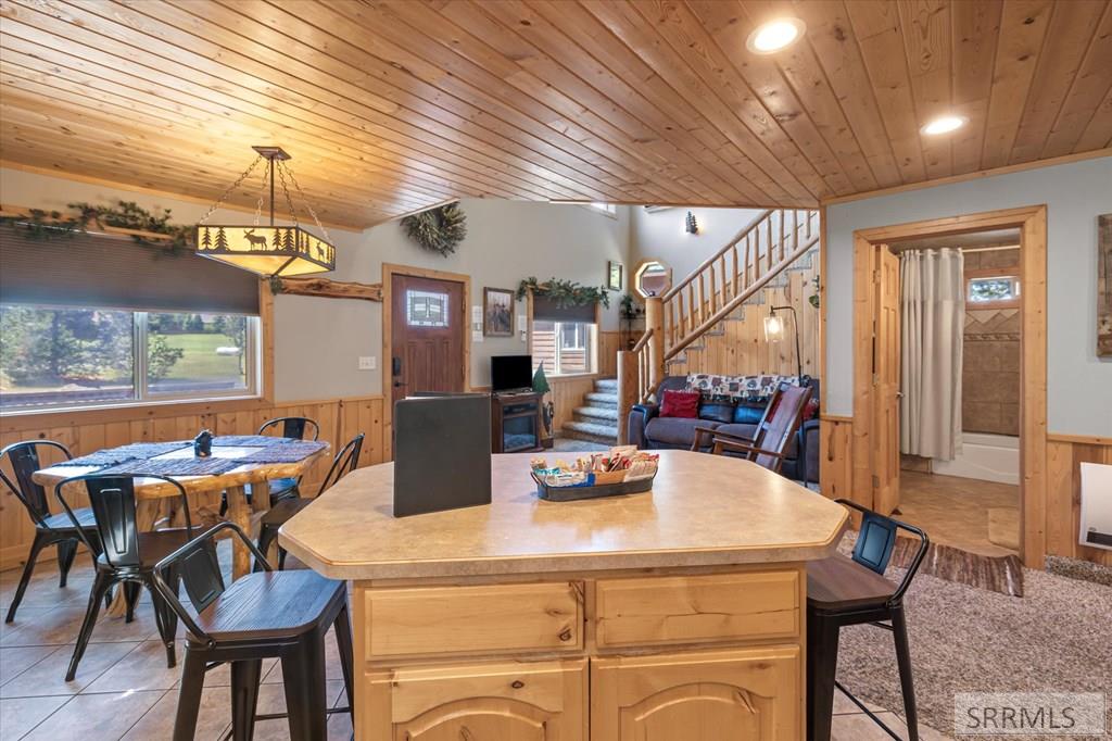 4217 Grandview Road, ISLAND PARK, Idaho image 11