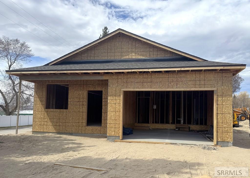 310 N East Street, ARCO, Idaho image 1