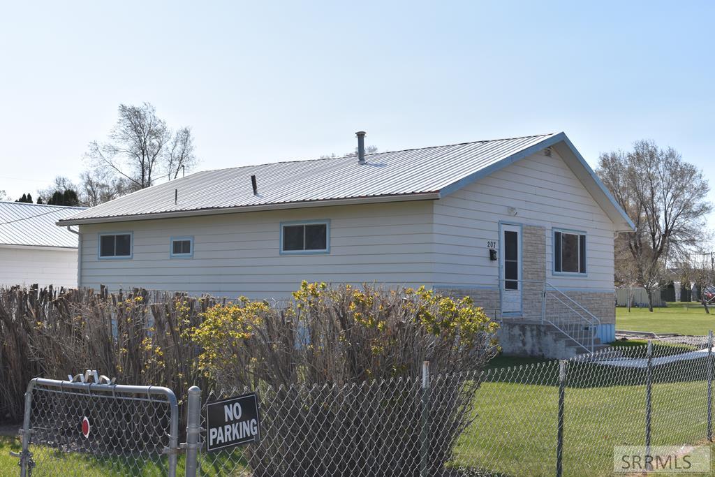 207 S 3rd E, ABERDEEN, Idaho image 1