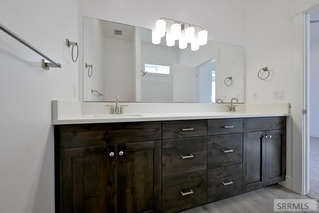 807 Edna St, IDAHO FALLS, Idaho image 5