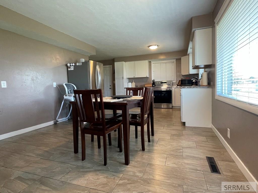 559 Rich Lane, BLACKFOOT, Idaho image 12