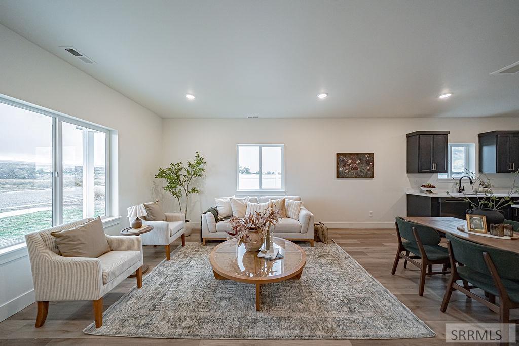 3834 Mountain Bluebird Way