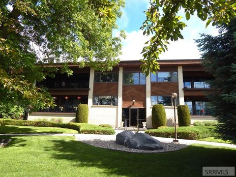 Homes For Sale - 463 Parkway Circle #463<br/> IDAHO FALLS, ID 83401