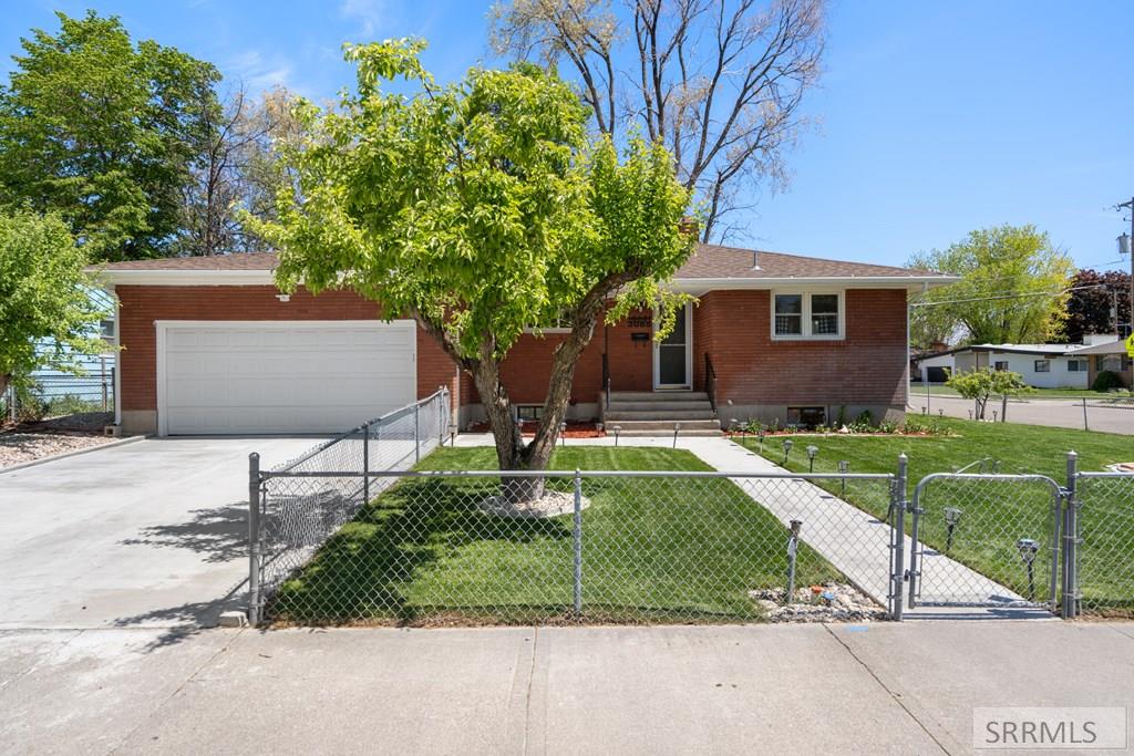 2085 Sequoia Drive, IDAHO FALLS, Idaho image 4