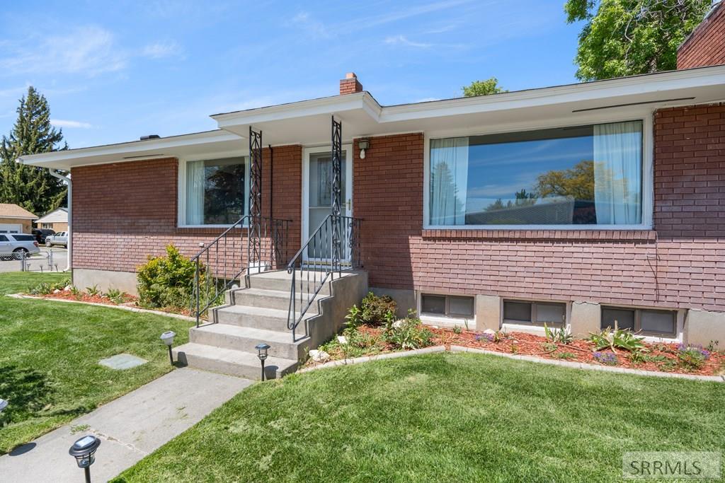 2085 Sequoia Drive, IDAHO FALLS, Idaho image 1