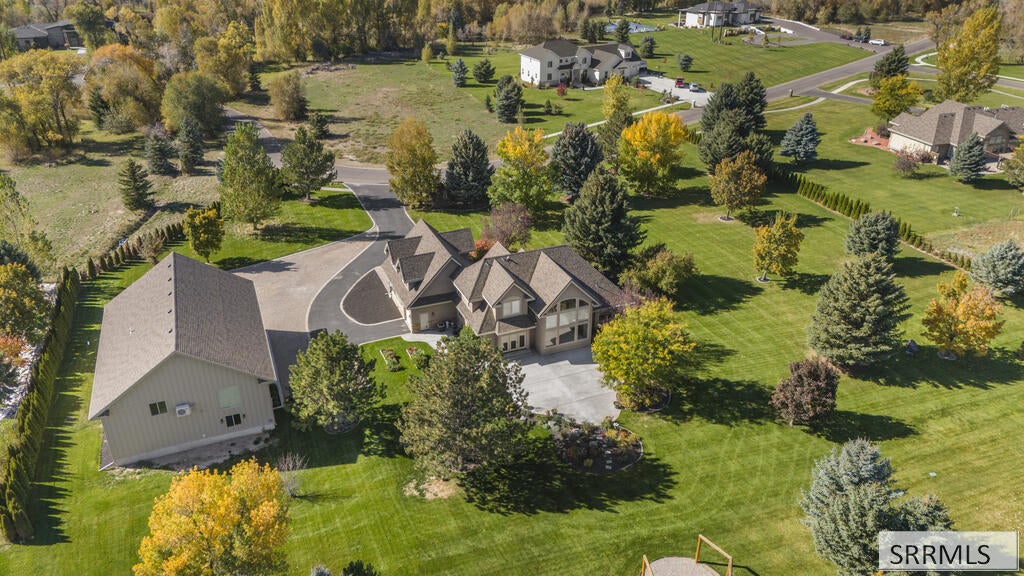 516 Waterstone Drive