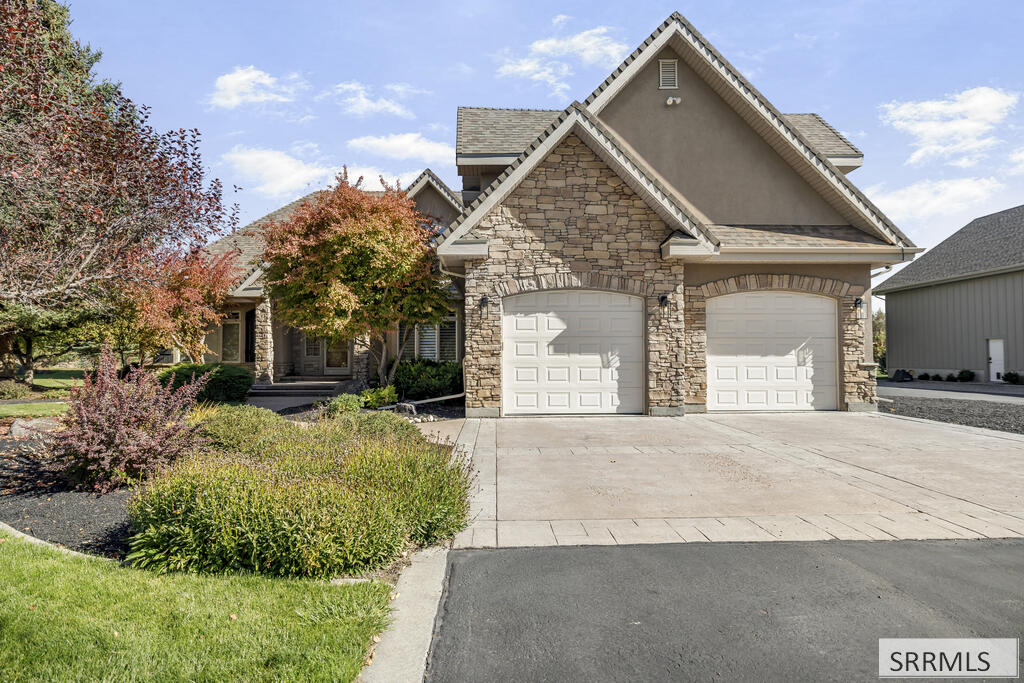 516 Waterstone Drive