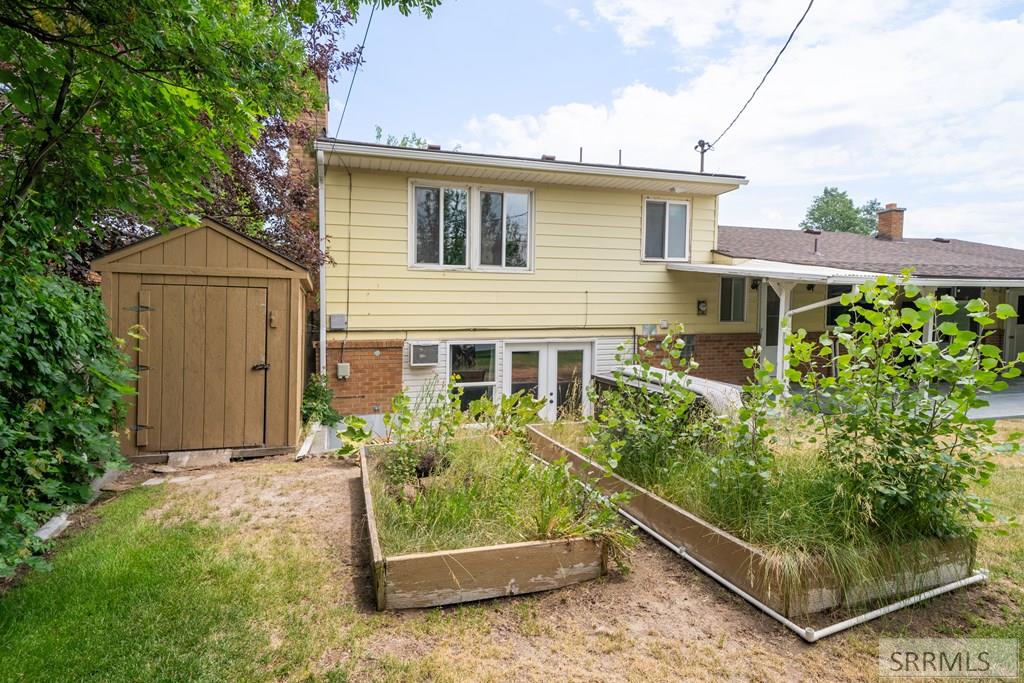 Idaho Falls, Idaho 83404, United States, 5 Bedrooms Bedrooms, ,3 BathroomsBathrooms,Residential,Active,162780