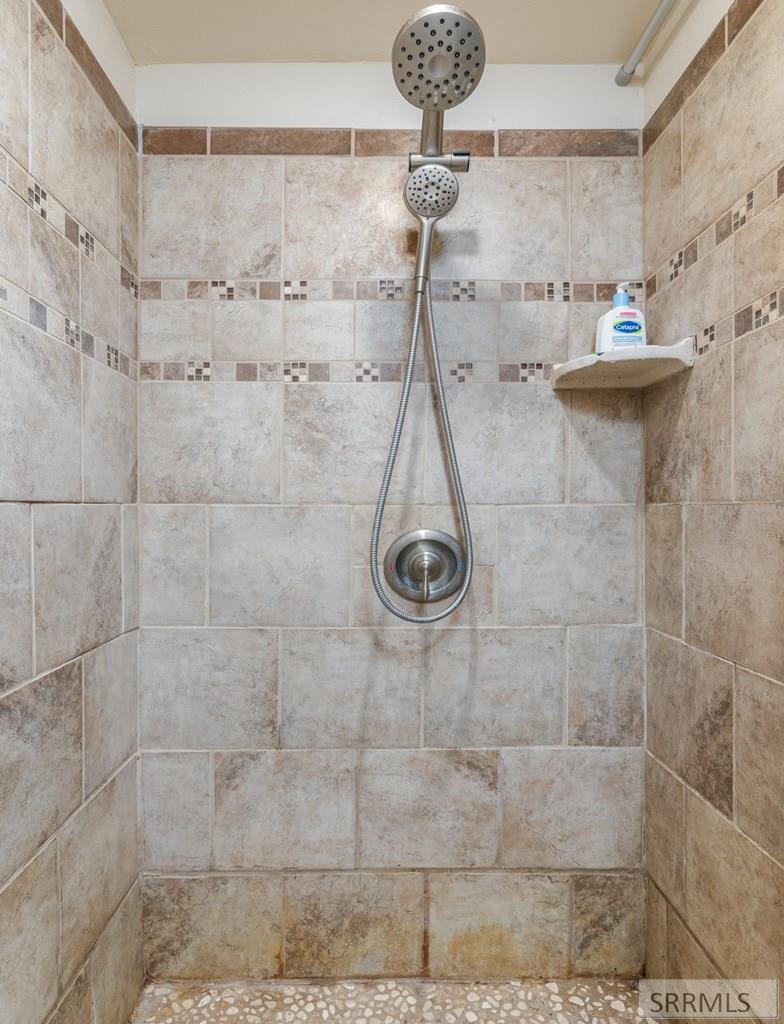 8824 W Trayis Ridge, POCATELLO, Idaho image 35
