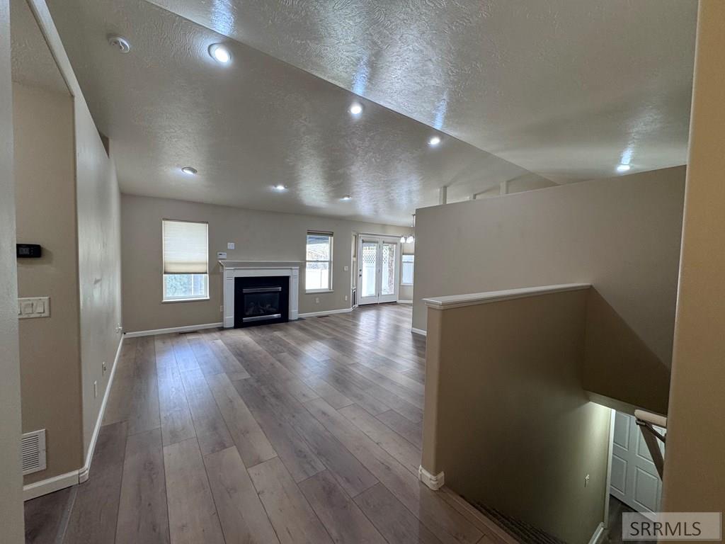 3736 Ellendale Circle
