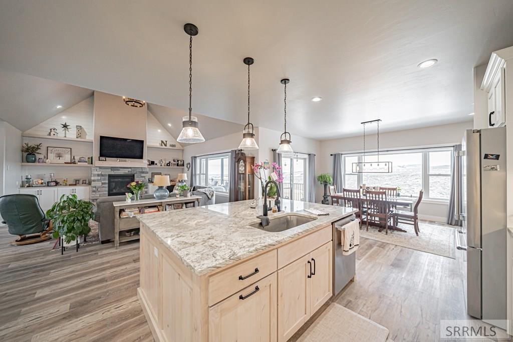 10423 Henry Creek Road, IDAHO FALLS, Idaho image 38