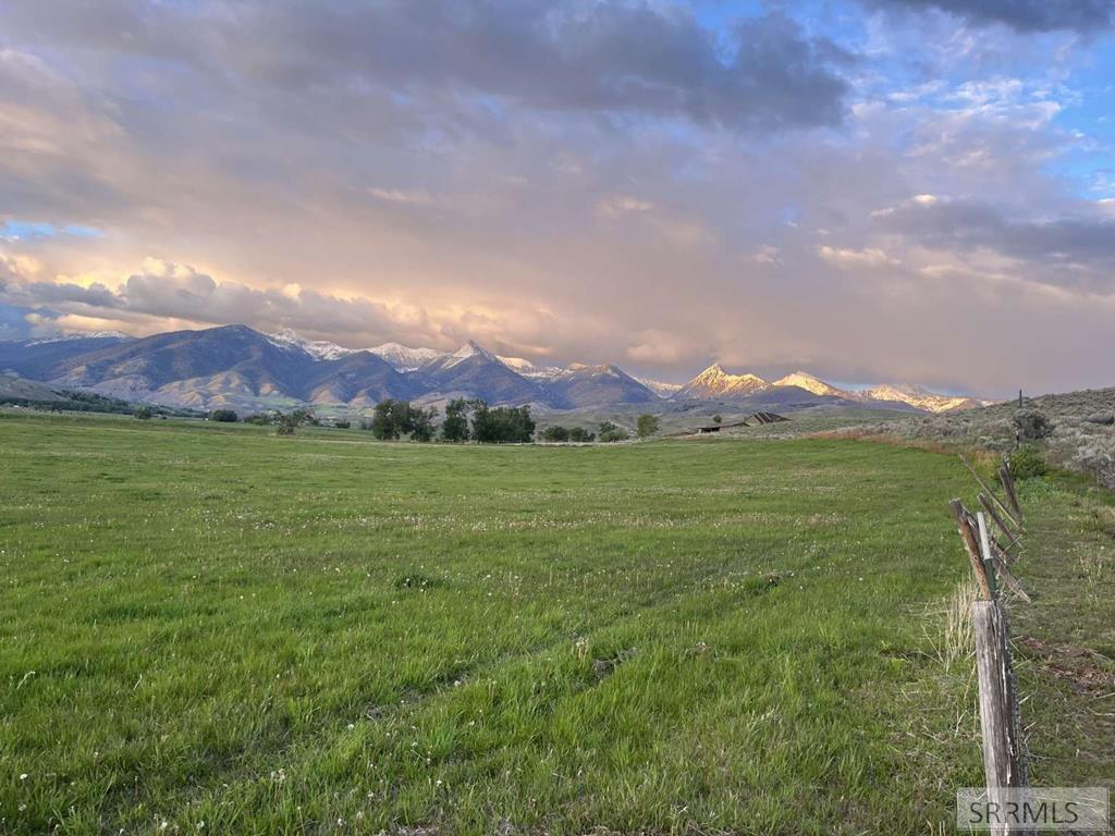 25 Black Hawk Drive, CARMEN, Idaho image 1