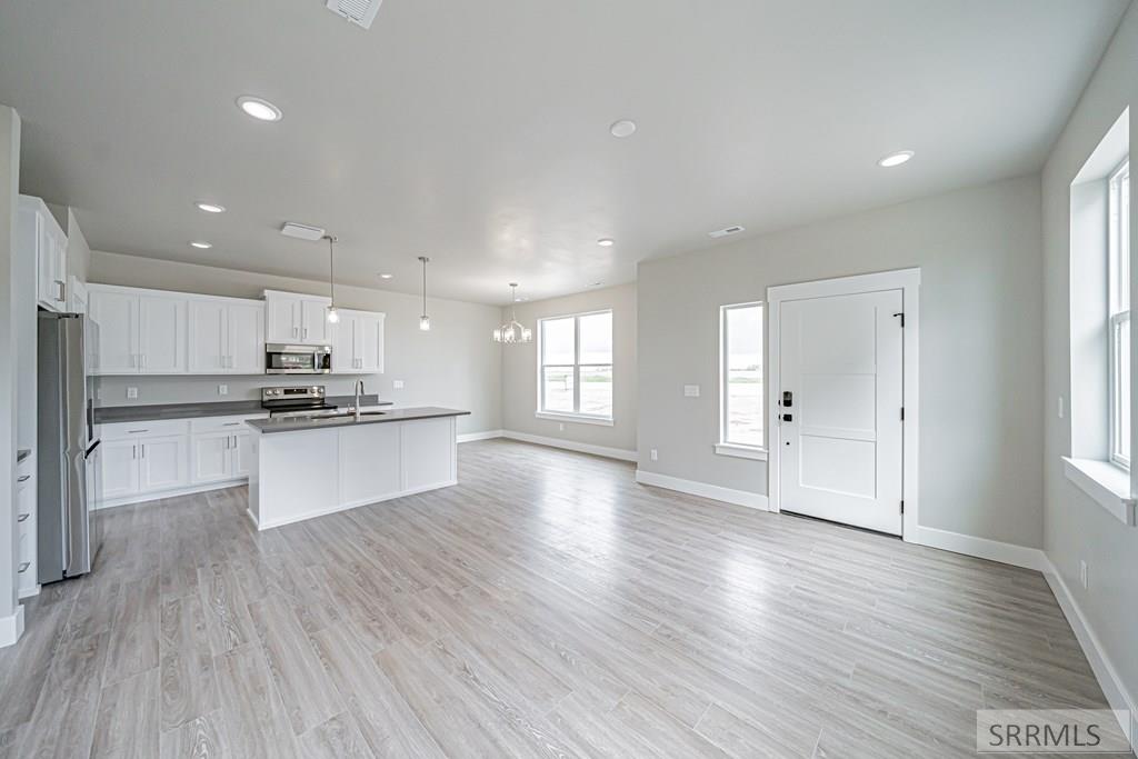 5600 Trueman St #E, CHUBBUCK, Idaho image 3
