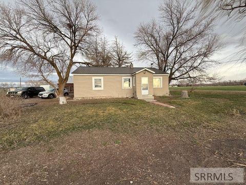Photo of 255 S 900 W, BLACKFOOT, ID 83221 (MLS # 2184668)